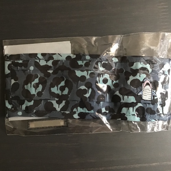 COACH Sharky Wild Beast Face Mask - Picture 2 of 3